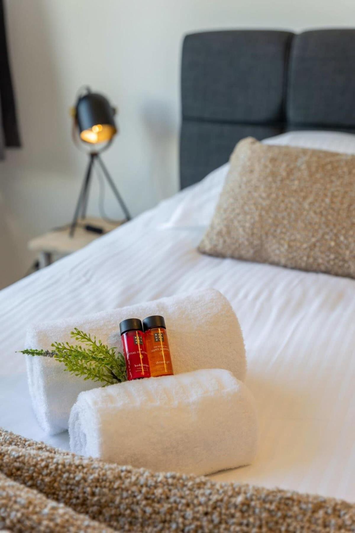 Huswell - Cosy Apartment With Vintage Interior เดอฮาน ภายนอก รูปภาพ